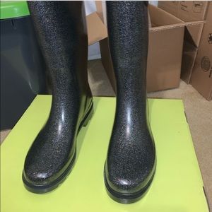 Pretty Capelli of New York rain boots ☔️